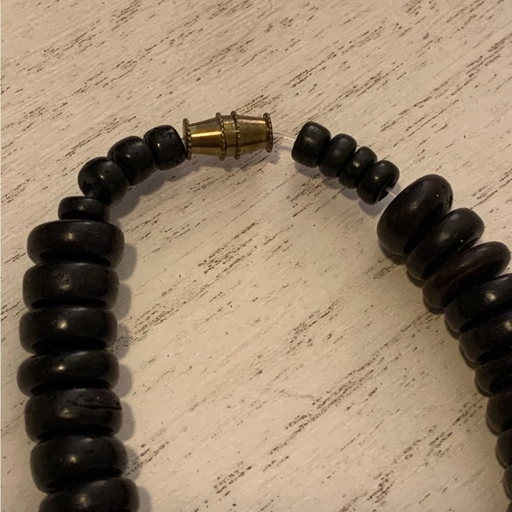 Wooden Beaded Necklace 27” - Picture 4 of 4